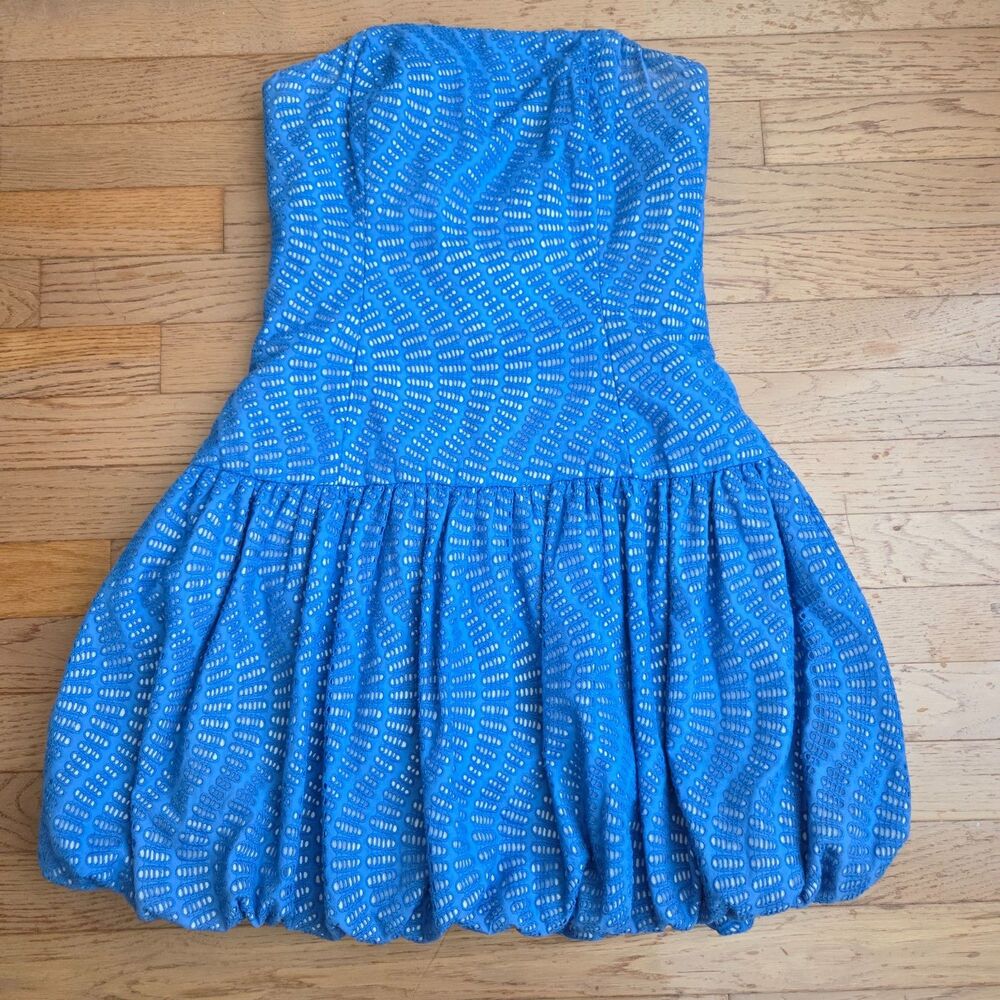 Lilly Pulitzer Worth Blue Emma Eyelet Dress Bubble Hem Size 10  MSRP $268